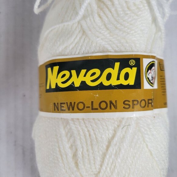 5 Skeins Neveda Newo-Lon White Vintage Discontinued Sport Weight Acrylic Yarn - Picture 3 of 5